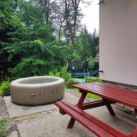 Jezinka * Долни-Морава